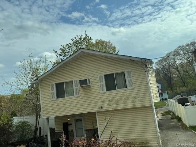 6 Willow Road, Rocky Point, NY 11778