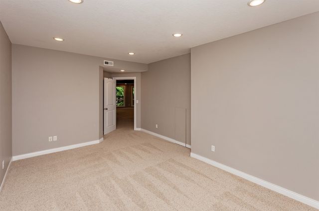 3616 SW Timberline Court, Ankeny, IA 50023