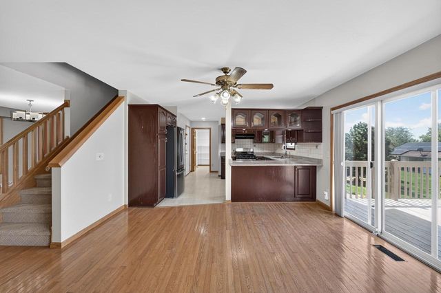 914 Eagle Crest Drive, Madison, WI 53704