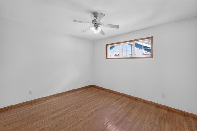 914 Eagle Crest Drive, Madison, WI 53704