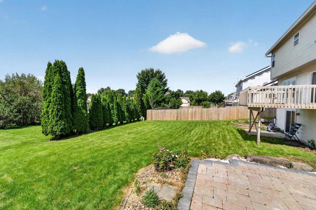 914 Eagle Crest Drive, Madison, WI 53704