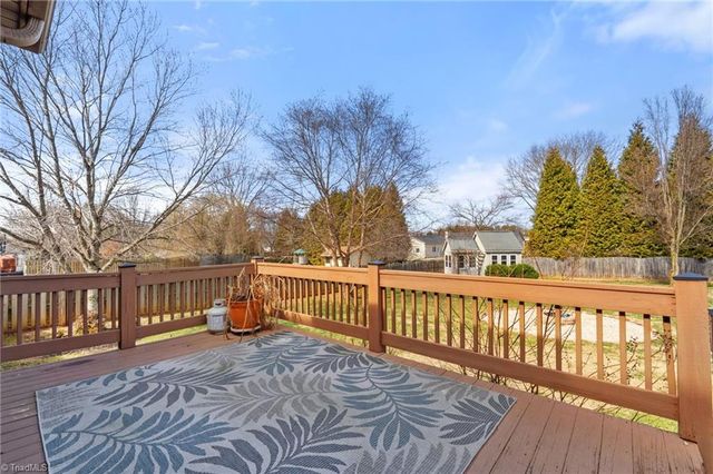 311 Vancouver Court, Kernersville, NC 27284