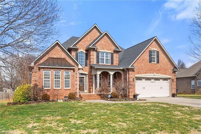 311 Vancouver Court, Kernersville, NC 27284