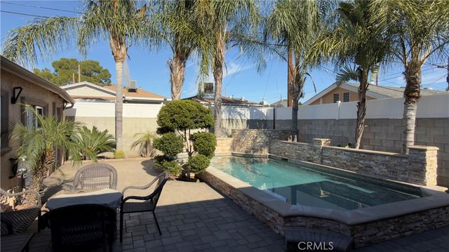 11057 Lemay, North Hollywood, CA 91606