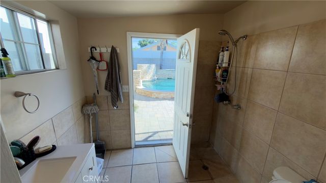 11057 Lemay, North Hollywood, CA 91606