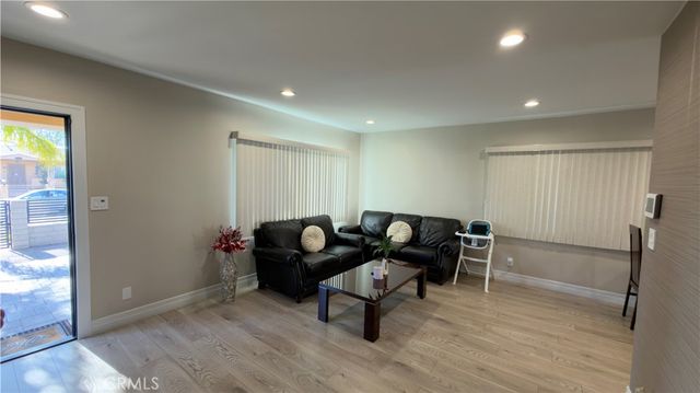 11057 Lemay, North Hollywood, CA 91606