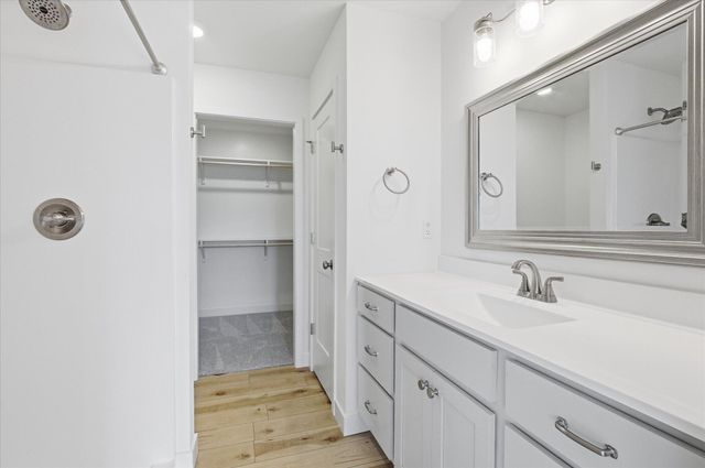 2609 FRAZIER LP, Columbia, MO 65202