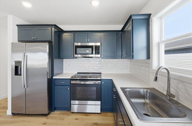 2609 FRAZIER LP, Columbia, MO 65202