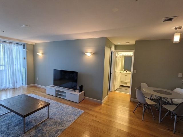 350 Revere Beach Bl 9, Revere, MA 02151