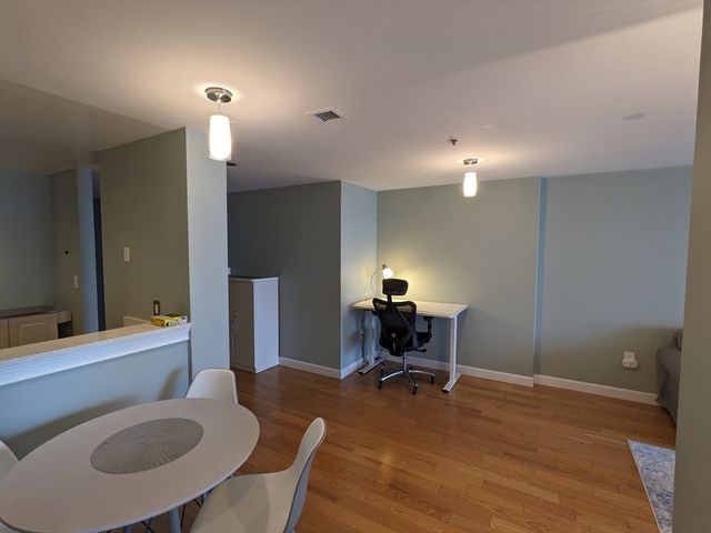 350 Revere Beach Bl 9, Revere, MA 02151