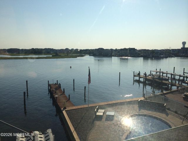 36 Harborside Drive E, Seaside Heights, NJ 08751
