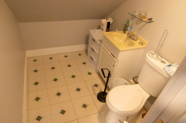 352 Taylor Street, Manchester, NH 03103