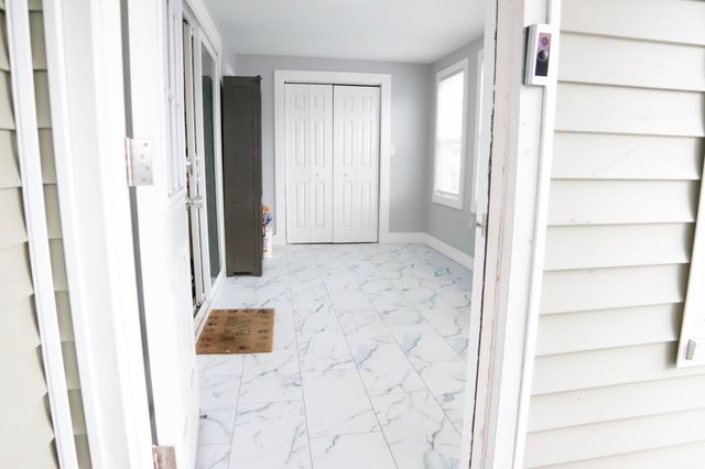 352 Taylor Street, Manchester, NH 03103