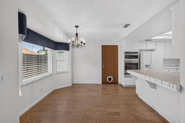 106 Duncan Way, Roseville, CA 95678