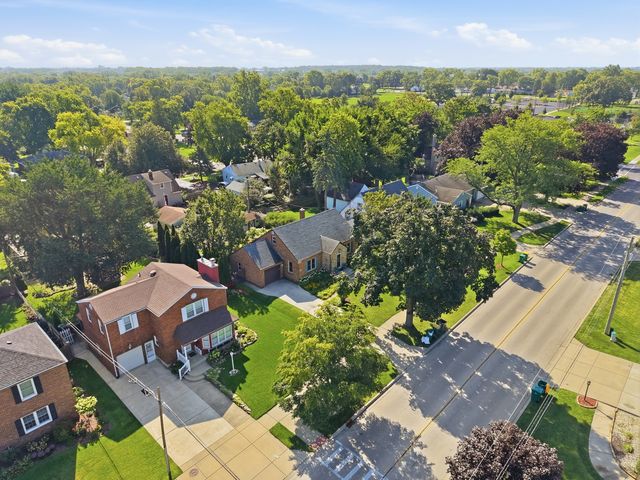 1006 Garfield Street, Lockport, IL 60441