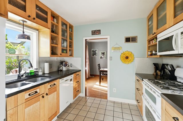 1006 Garfield Street, Lockport, IL 60441