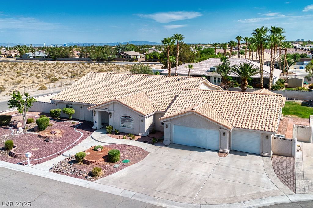 4465 North Campbell Road, Las Vegas, NV 89129