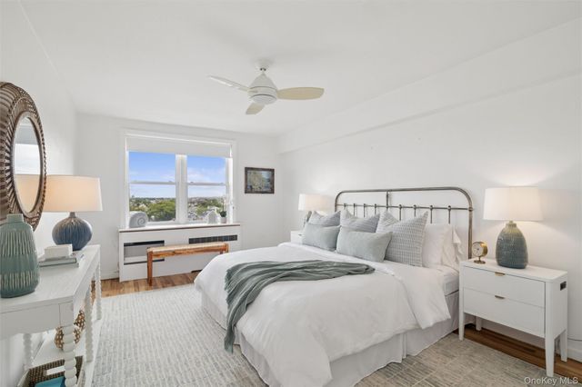 522 Shore Road 5P, Long Beach, NY 11561