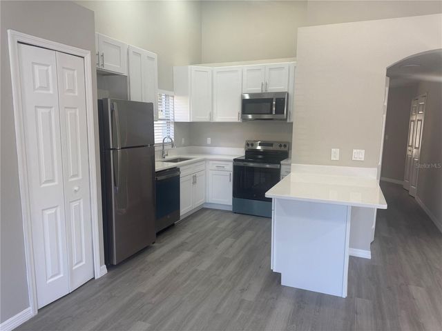 788 LINCOLN PARKWAY, Oviedo, FL 32765