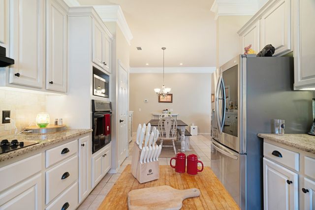4250 PRIMROSE Lane, Paris, TX 75462