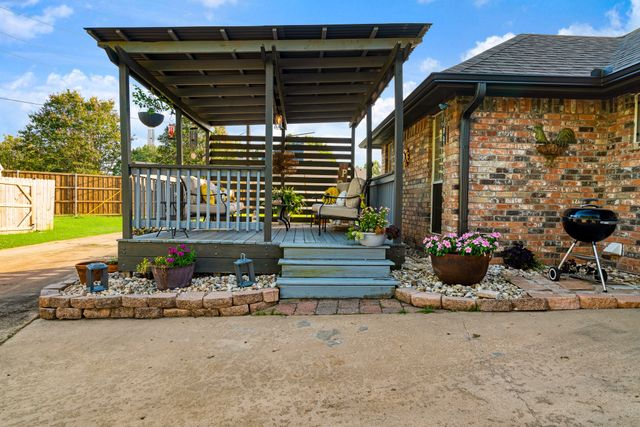 4250 PRIMROSE Lane, Paris, TX 75462