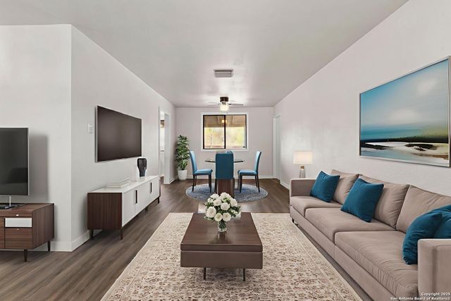 8211 Quail Creek, San Antonio, TX 78218