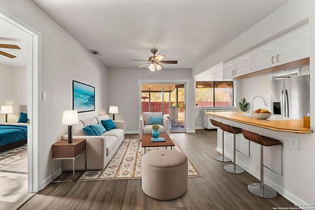 8211 Quail Creek, San Antonio, TX 78218