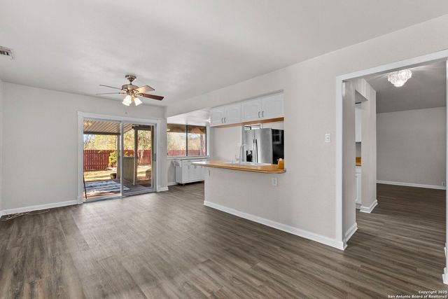 8211 Quail Creek, San Antonio, TX 78218