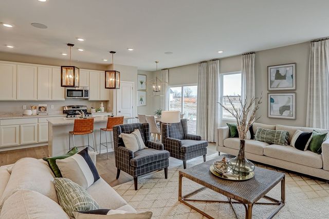 548 Endicott Road, South Elgin, IL 60177