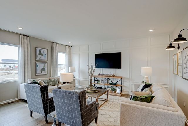 548 Endicott Road, South Elgin, IL 60177