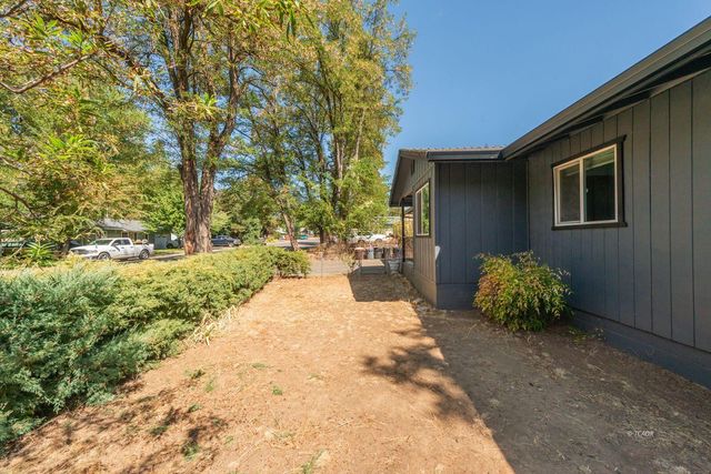 395 Masonic Lane, Weaverville, CA 96093