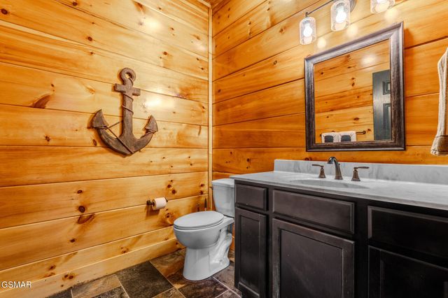 782 Park Vista Way, Gatlinburg, TN 37738