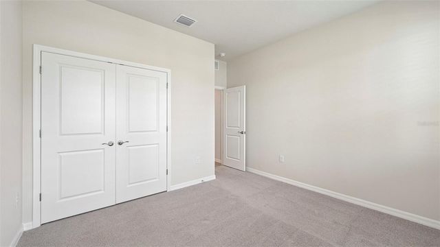 18107 TAVERNSIDE TRAIL, Lakewood Ranch, FL 34211