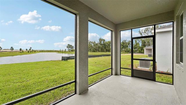18107 TAVERNSIDE TRAIL, Lakewood Ranch, FL 34211