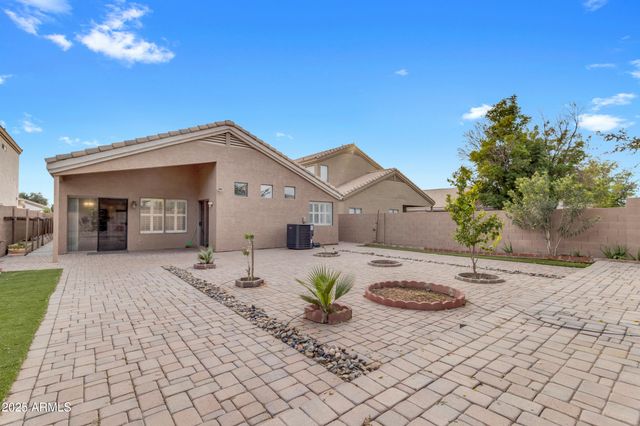 1712 E SARATOGA Street, Gilbert, AZ 85296