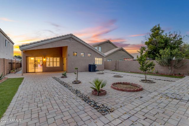 1712 E SARATOGA Street, Gilbert, AZ 85296