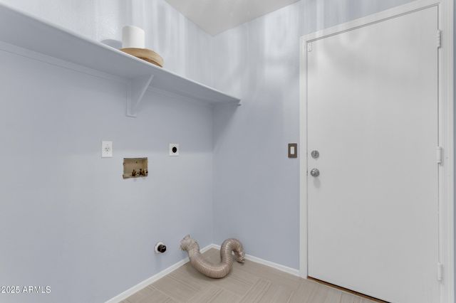 1712 E SARATOGA Street, Gilbert, AZ 85296