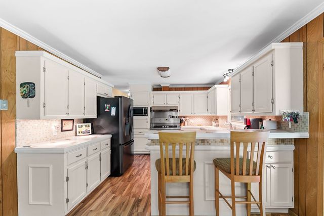 604 Crestland Dr, Columbia, TN 38401