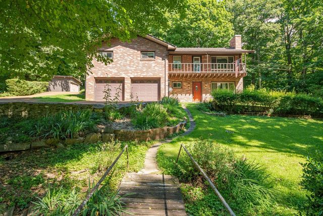 604 Crestland Dr, Columbia, TN 38401