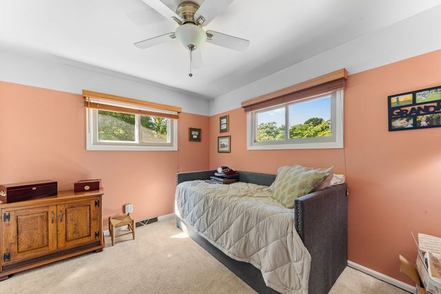 604 Crestland Dr, Columbia, TN 38401