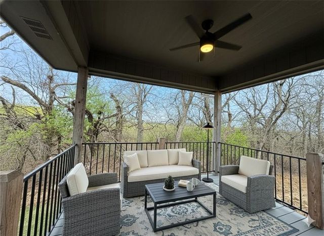 22698 W 87th Street, Lenexa, KS 66227