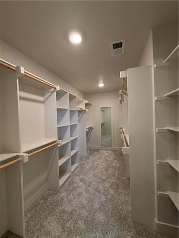 22698 W 87th Street, Lenexa, KS 66227