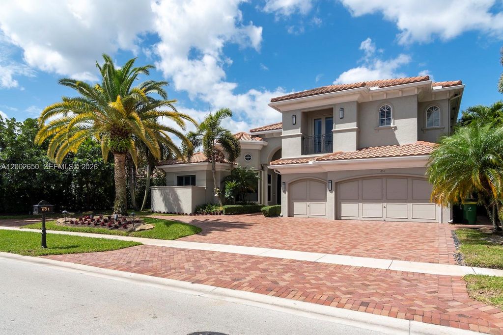 651 Sweet Bay Avenue, Plantation, FL 33324