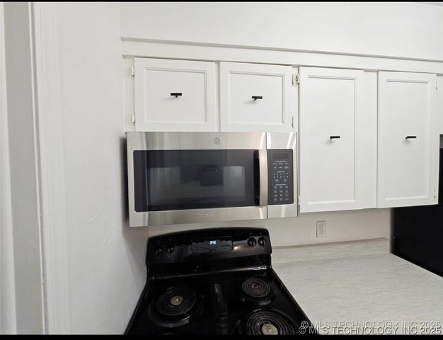 4670 E 68th Street 174, Tulsa, OK 74136