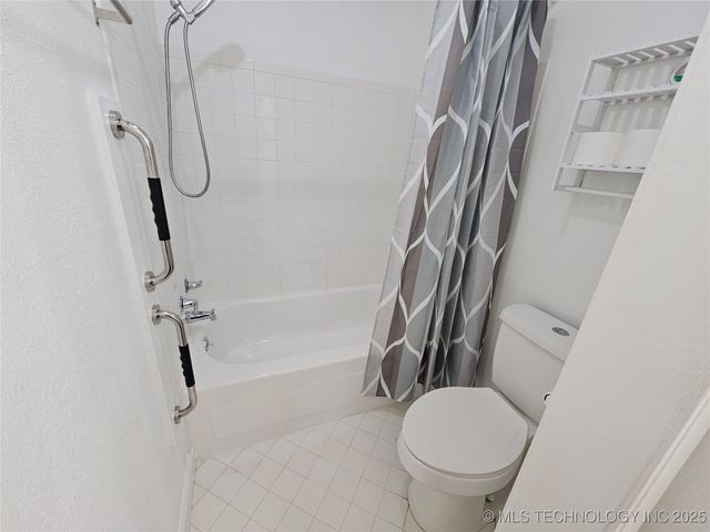 4670 E 68th Street 174, Tulsa, OK 74136