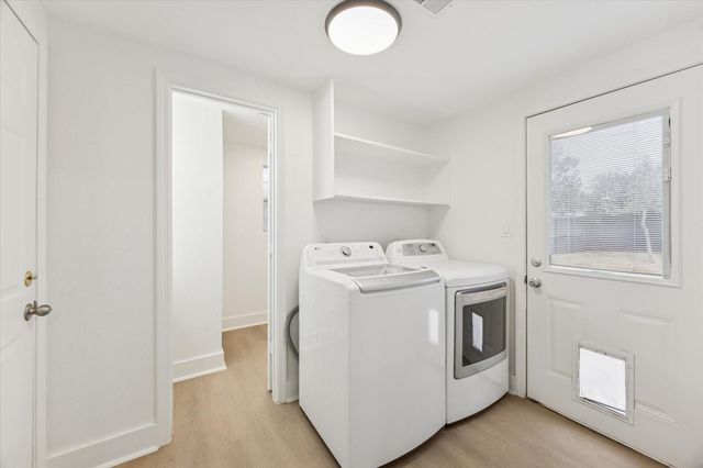 2302 Hewitt Drive, Houston, TX 77018