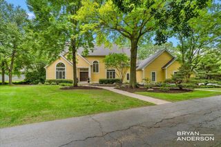 1015 Bradford Hollow Lane Ne, Grand Rapids Twp, MI 49525