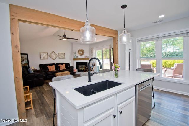 112 Magens Way, Cedar Point, NC 28584