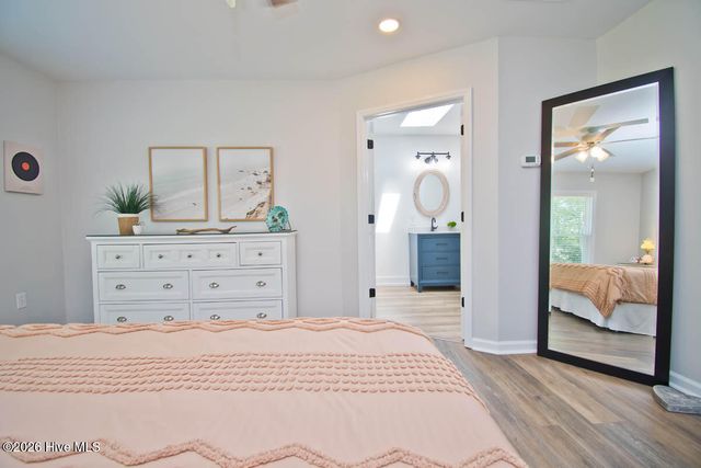 112 Magens Way, Cedar Point, NC 28584