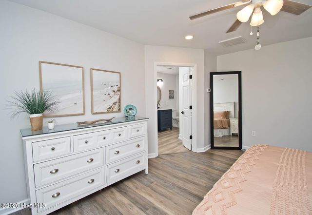 112 Magens Way, Cedar Point, NC 28584